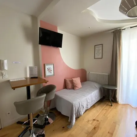 Le Logis Gout Apartment *